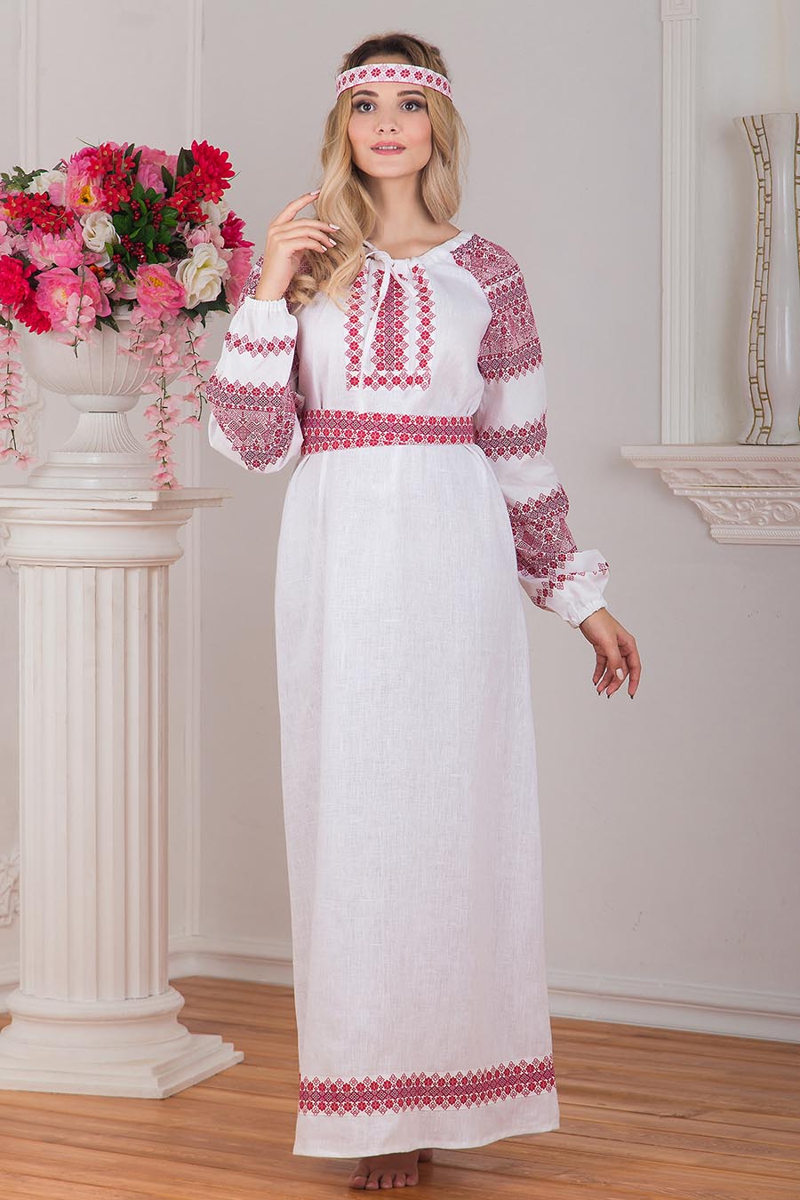 Women in Slavic costumes in Cuttack