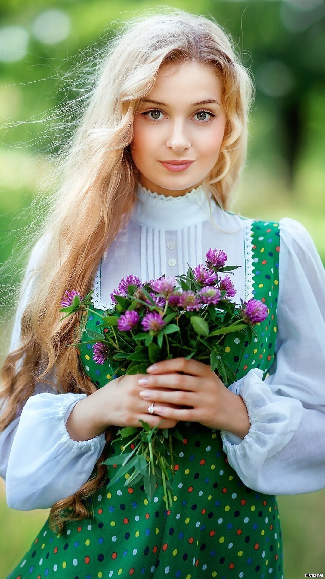 Girls in Slavic costumes in Cuttack